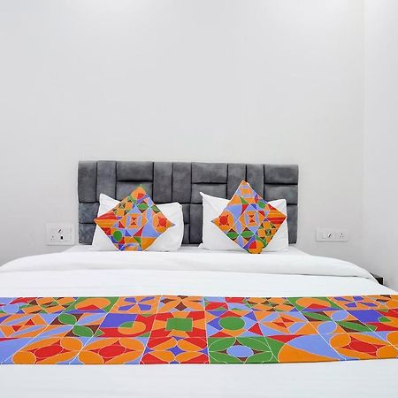 Hotel Fabexpress Bhau Residency - Nr Mumbai International Airport Zewnętrze zdjęcie