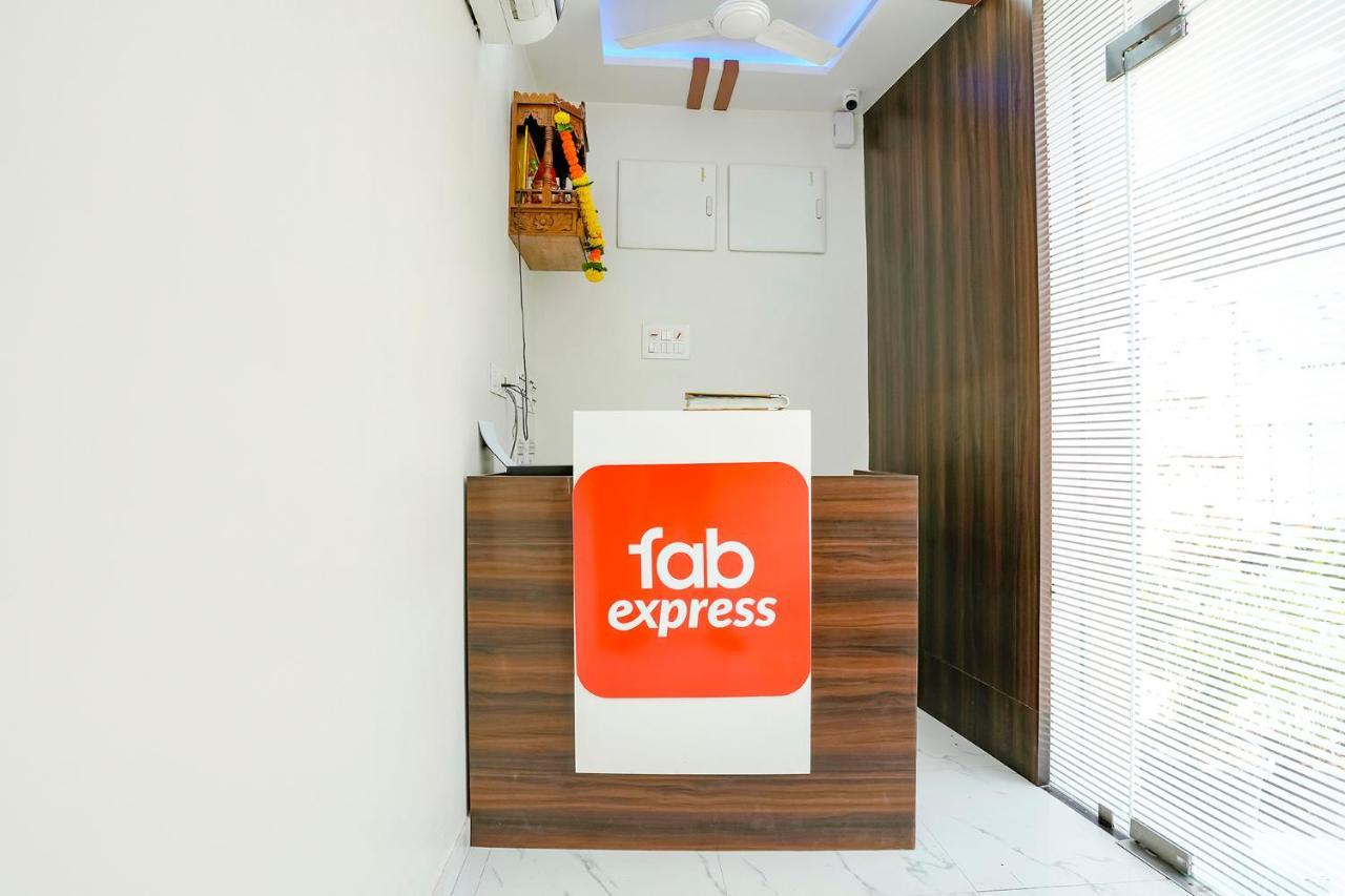 Hotel Fabexpress Bhau Residency - Nr Mumbai International Airport Zewnętrze zdjęcie